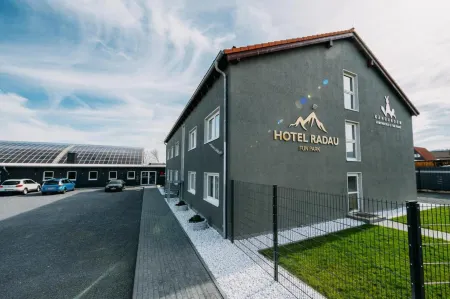 Hotel Zur Radau Отели в г. Люттгенроде