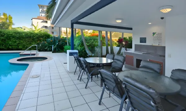 ラッフルズ ムールーラバ