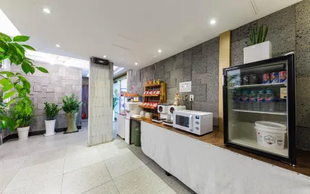 Hotel Parfe Отели рядом с достопримечательностью «Hoseo University, Cheonan Campus»