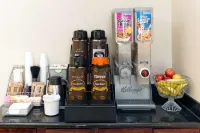 Super 8 by Wyndham Bossier City/Shreveport Area - breakfast