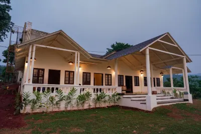 Secluza Resort Hotels near Baba Budangiri Peak