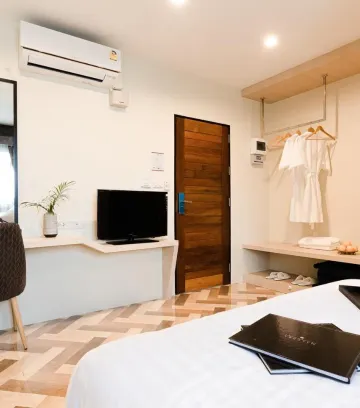 ห้องเตียงใหญ่ขนาดเล็ก-ไม่มีหน้าต่าง