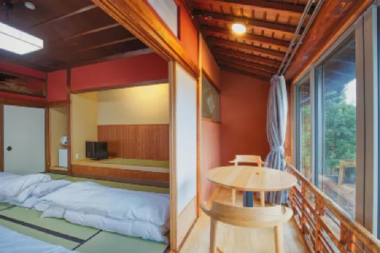 Katsuzakikan Hôtels à : 