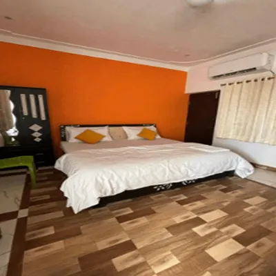 City and Palace View Guest House Отели рядом с достопримечательностью «Галерея Кристал»