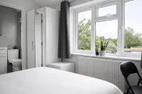 Walton Suites Hotels in Bushey