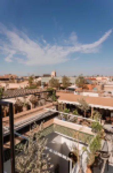 リヤド ホワイト フラワーズ