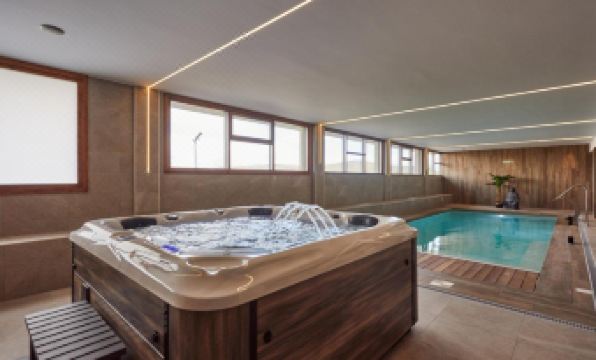 Apartamentos Silken Fontibre Iberia & Spa