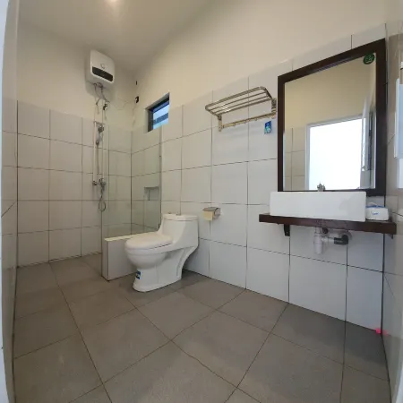 Gajah 12 Lake View Resort