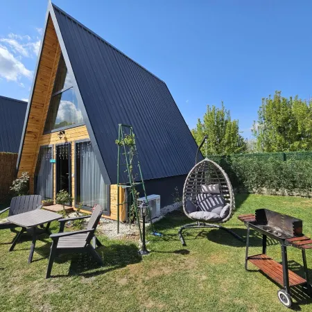 Teona Kartepe Bungalov