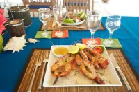 Dolphin Beach Resort - Dolphines, Kitesurfing & Wildlife - breakfast