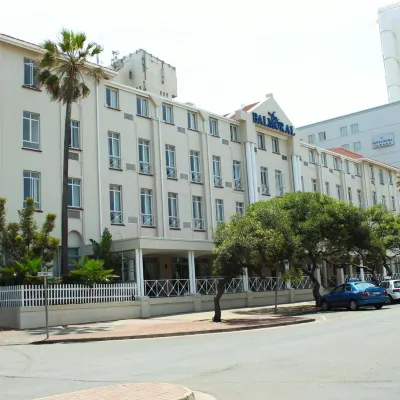 The Balmoral - Halaal Hotels near Umbilo Station