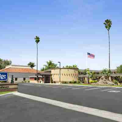 Travelodge by Wyndham Santa Maria Hotel Exterior