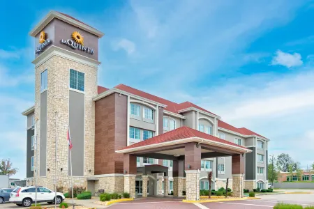 La Quinta Inn & Suites by Wyndham Little Rock - Bryant