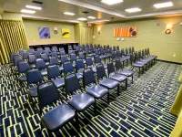 Holiday Inn Express & Suites Plant City
