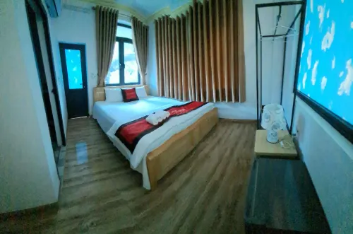 Hang Múa Lucky House Hotels in Ninh Tiến
