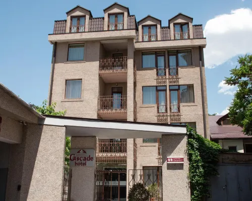 Cascade Hotel Hotels near Lovers' Park