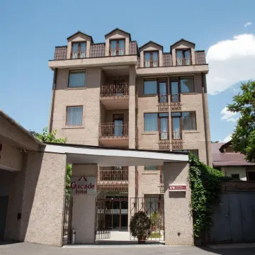 Cascade Hotel Hotels near Lovers' Park