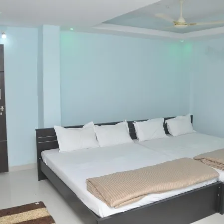 SriPaadha Inn Kanipakam
