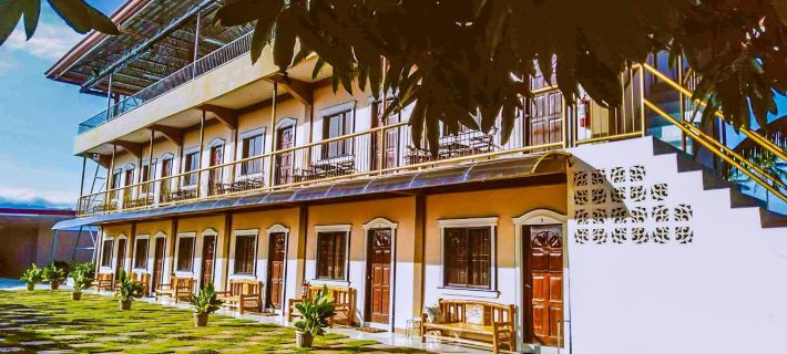 La Plumerias Hotels in Moalboal