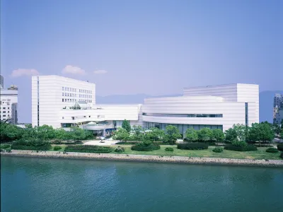Hiroshima City Bunka Koryu Kaikan Các khách sạn gần JR Itsukaichi Station