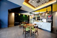 Mye Hotel Muar Hotels in Bukit Gambir