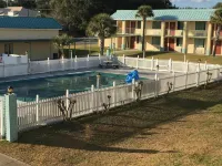 Garden Inn & Suites - Family