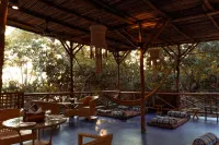 Tranquill Riverside Luxury Chalets Hotel a Marra