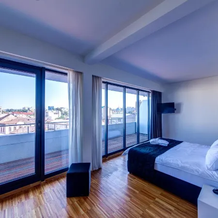 Sarroglia Hotel