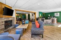 Quality Inn Downtown Helen فنادق في هيلين
