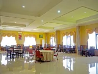 Oak Lawang - breakfast