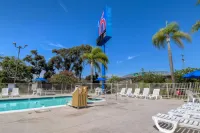 Motel 6 San Ysidro, CA  San Diego Border - Beach