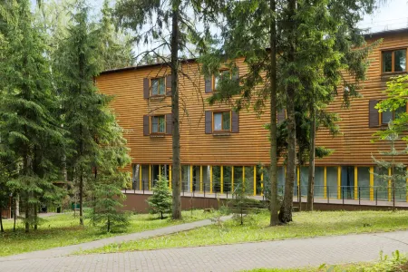 Истра Holiday (Истра Холидей)