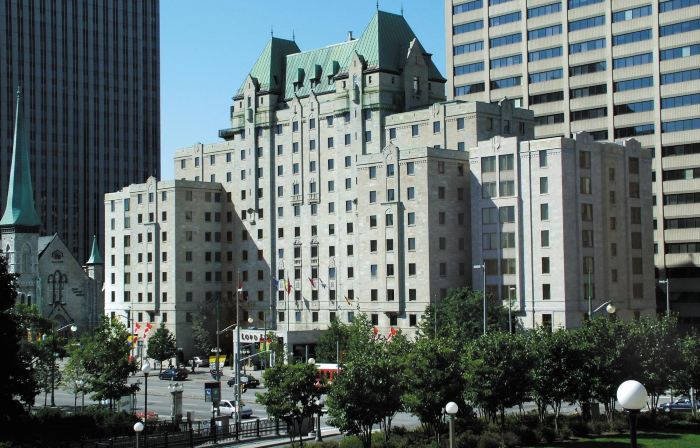 Lord Elgin Hotel