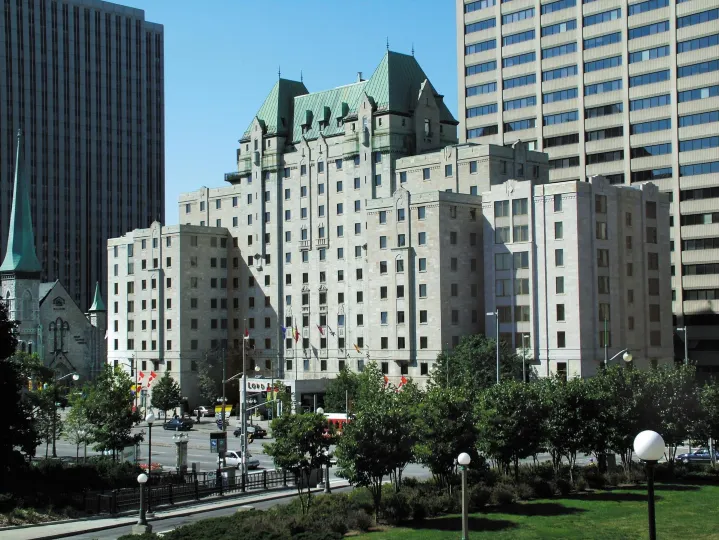 Lord Elgin Hotel