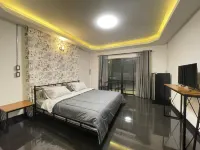 Re-Live Resort - 2-Star