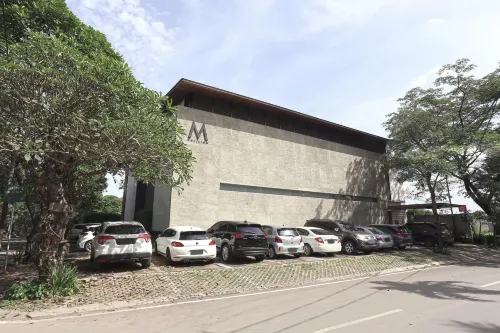 M Pavilion - Lippo Karawaci - 2-Star