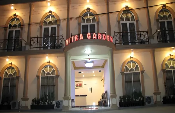 米特拉花園酒店