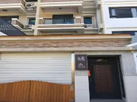orange  house โรงแรมใกล้เฟิงชุ่ยชา