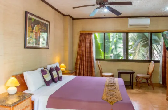 Hayahay Resort