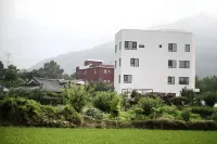 Stay Jirisan Ahchim Hotels in Gurye