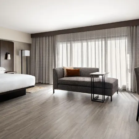 Marriott Riverside at the Convention Center