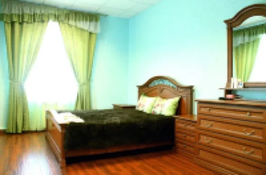 Old Castle Hotels in Nyagan