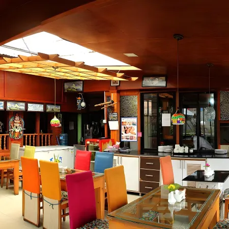 Shangri-la Boutique Hotel