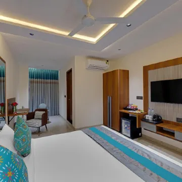Click Hotel Shamshabad - Hyderabad Airport Отели рядом с достопримечательностью «Конгресс-центр MS в Хайдарабаде»