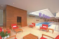 Shangri-La Toronto - Luxury