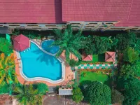 Zamzam Hotel and Convention Batu Powered by Archipelago - piscina