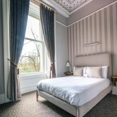 The Belhaven Hotel Отели рядом с достопримечательностью «Сады»