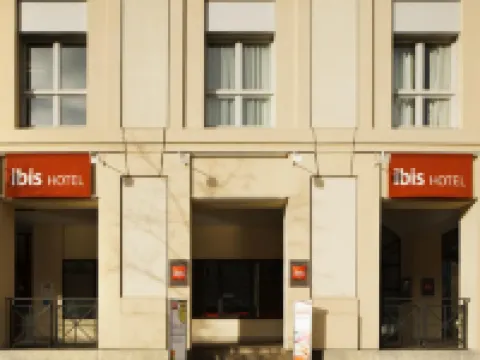 Ibis Versailles Château Hotels in Versailles