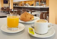 Hotel Arias Aeropuerto - bar