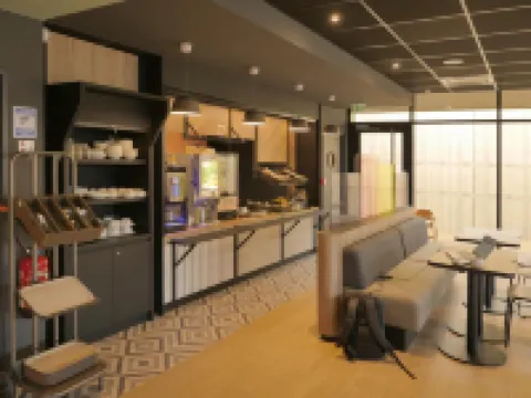 B&B HOTEL Carcassonne Rocadest La Cité